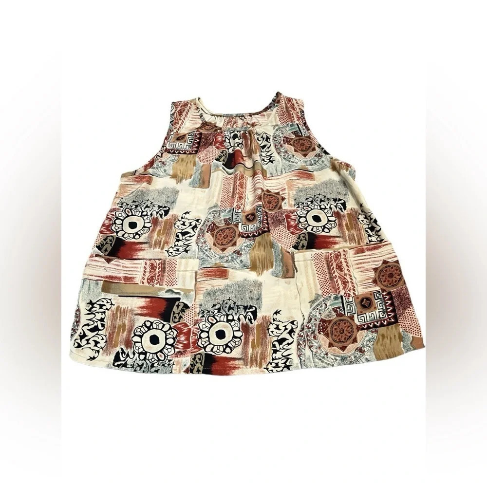 Gorgeous printed tank top with pockets